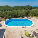 Retro On Island Mljet Villa *