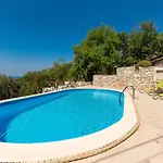 Retro On Island Mljet Villa *