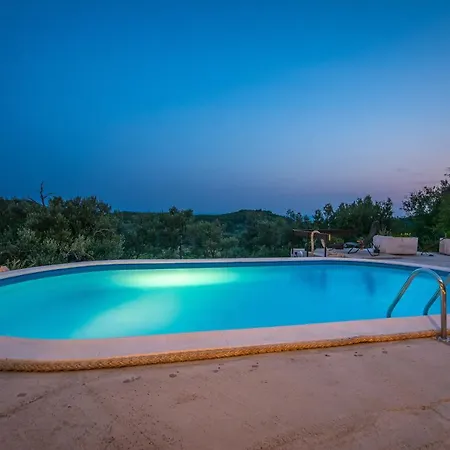 Retro On Island Mljet