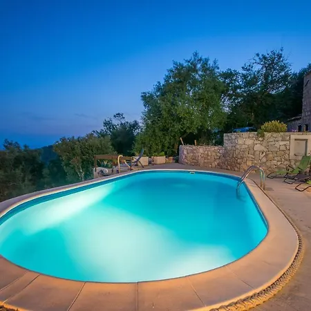 Retro On Island Mljet