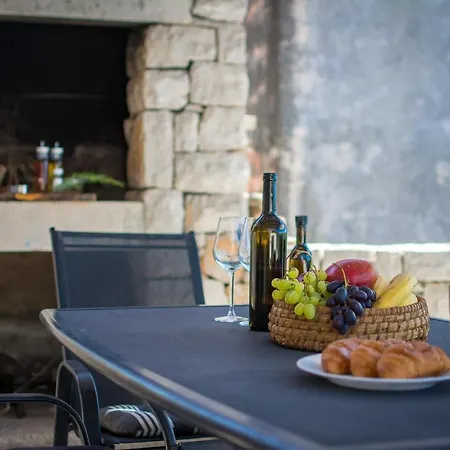 Retro On Island Mljet * Babino Polje