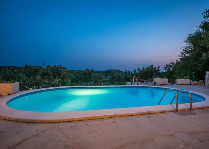 Retro On Island Mljet