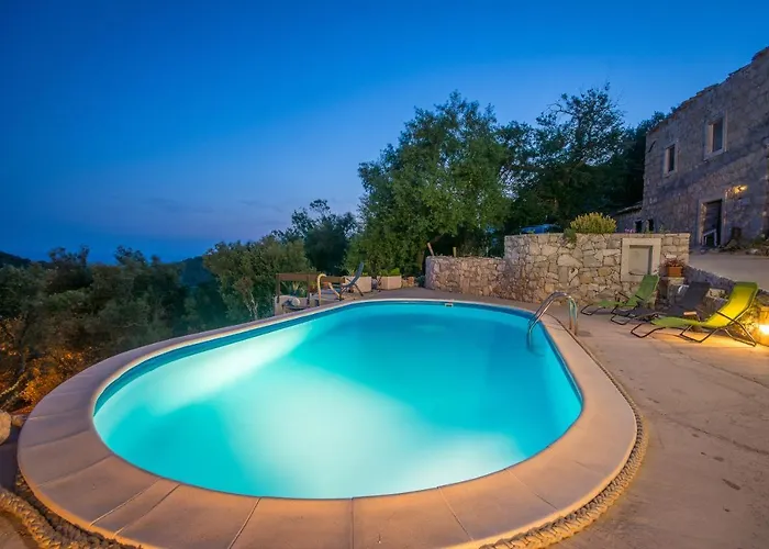 Retro On Island Mljet