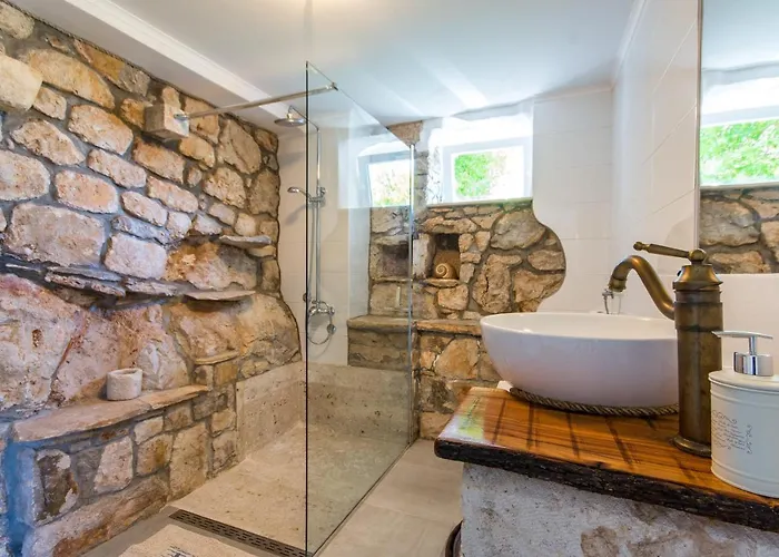 Retro On Island Mljet