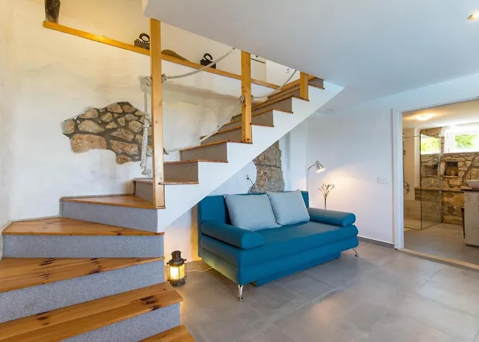 Retro On Island Mljet